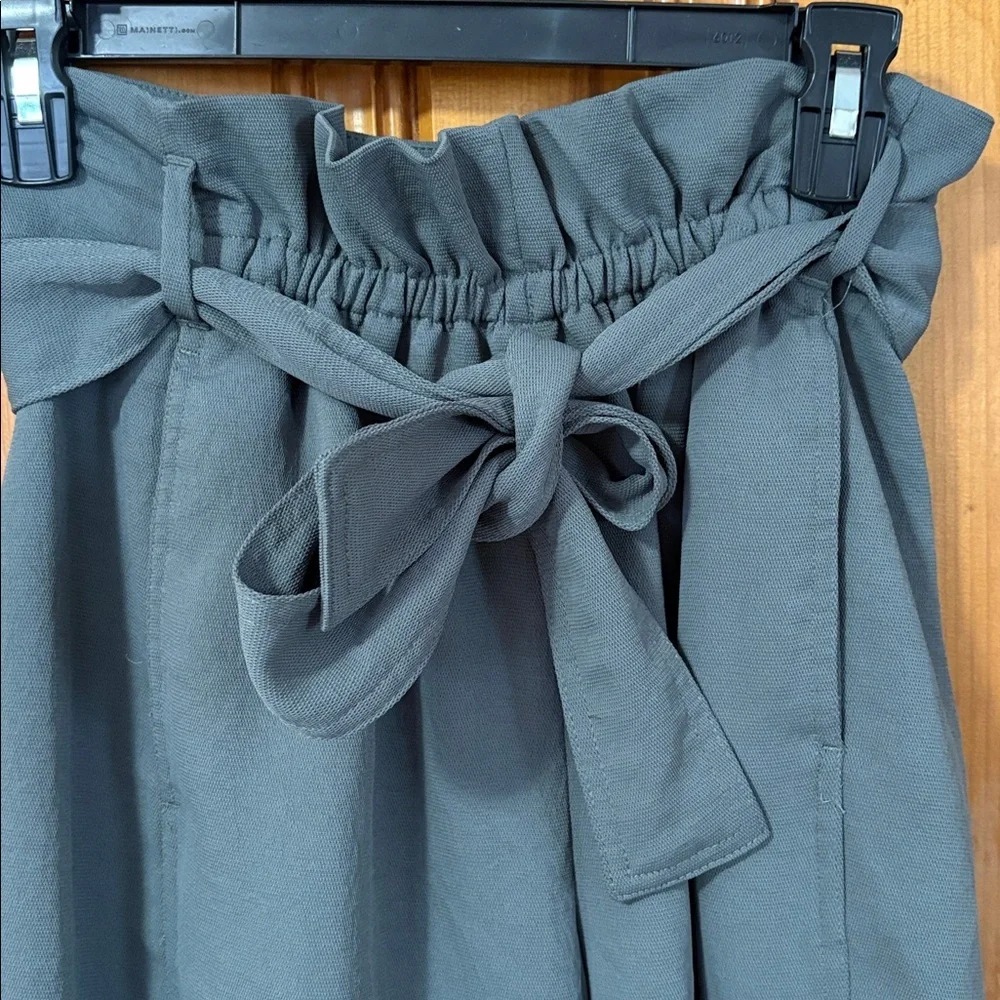 Artizia Wilfred Green Wide Leg Pants - Belted - Cropped - Size 2